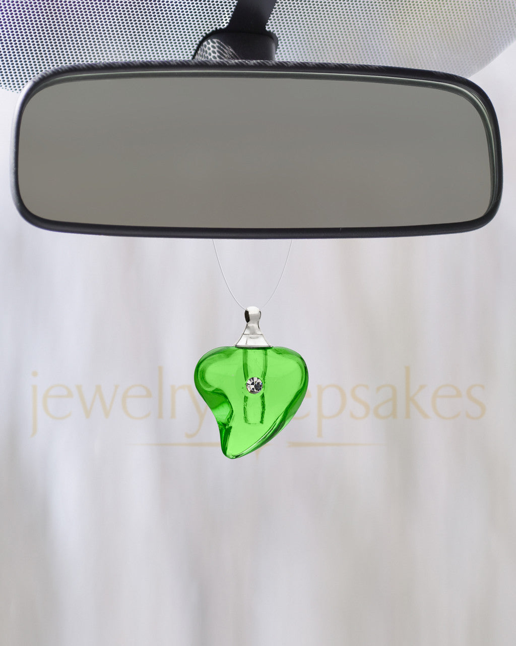 Green Shapely Heart Glass Reflection Pendant