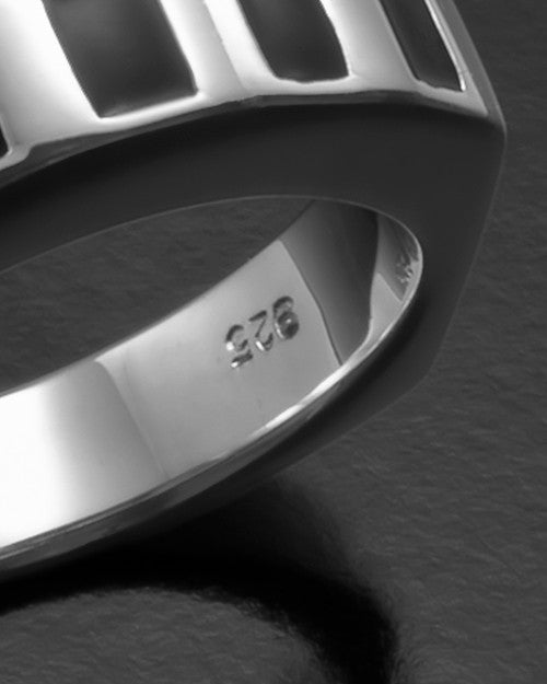 Ladies 14k White Gold Commemoration Ashes Ring