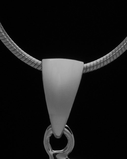 Black Plated "Q" Keepsake Jewelry