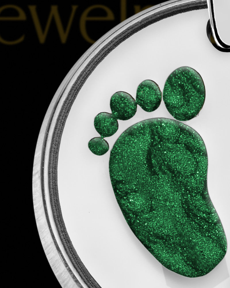 Solid 14K White Gold Tiny Toes Round with Olive Ash Jewelry