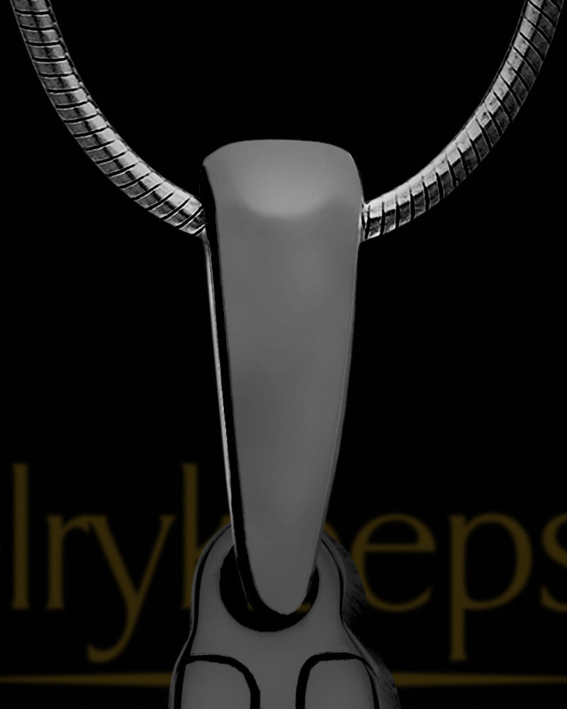 Forever United Black Finish with Linen Ash Jewelry