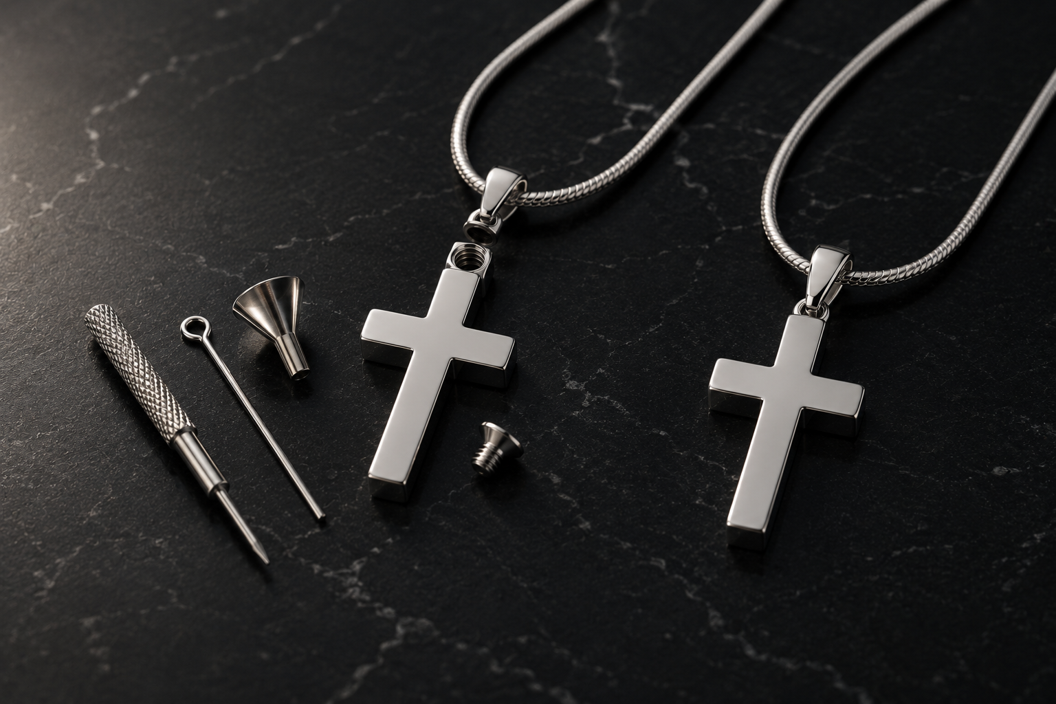 Permanently Sealed Cremation Jewelry vs. Regular Cremation Jewelry: What's the Difference?